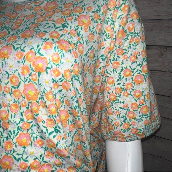 spring top - Picture 3 of 5